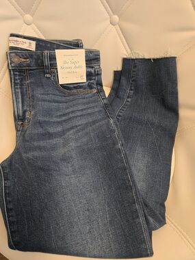 Abercrombie & Fitch Super Skinny Ankle Jeans - Dark Blue